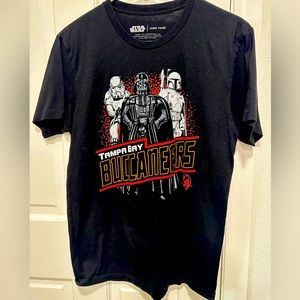 4/$25 NFL Buccaneer’s Star Wars T Shirt size small by JunkFood